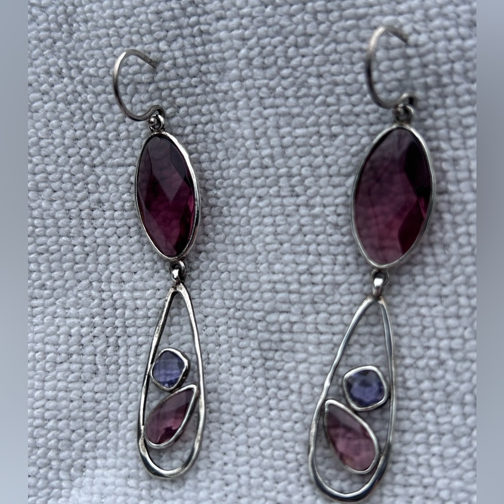 W2776 Silpada Regalia Earrings 💜